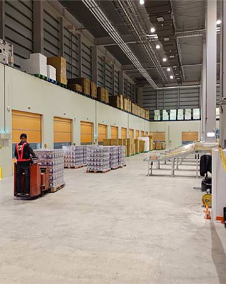 現場安裝142只1080P紅外線手動變焦攝影機和
42只1080P紅外線定焦攝影機
管理平台採用4台24硬碟影像儲存伺服器
